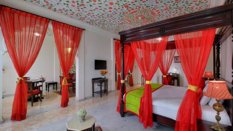 anuraga palace resort dining ranthambore