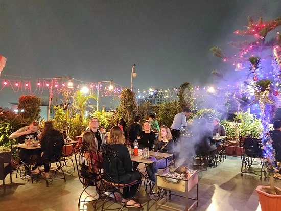 rooftop new year party in jaipur